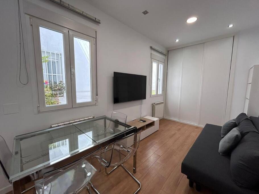 Flat In The Barrio De Las Delicias, Madrid Ngoại thất bức ảnh