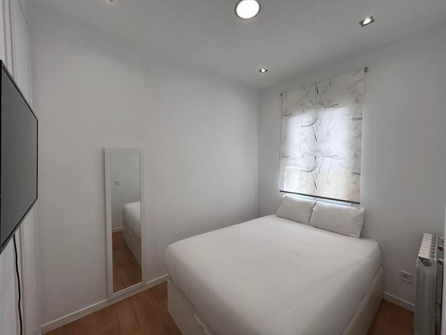 Flat In The Barrio De Las Delicias, Madrid Ngoại thất bức ảnh