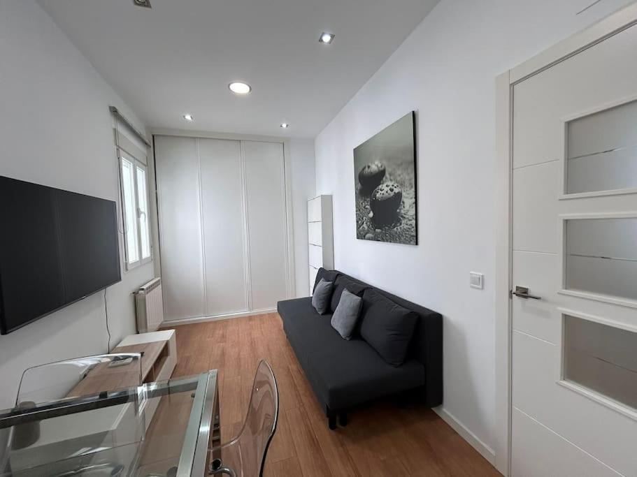 Flat In The Barrio De Las Delicias, Madrid Ngoại thất bức ảnh
